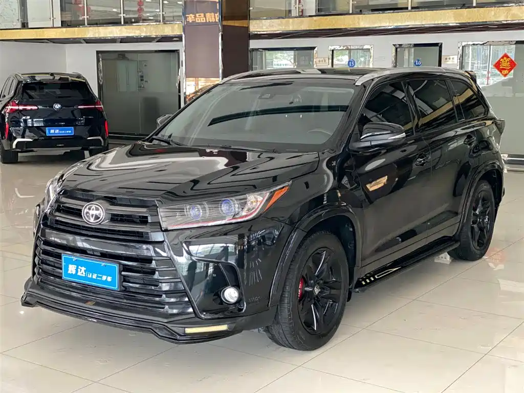 Toyota Highlander 2021