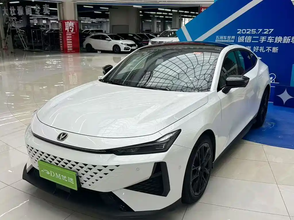 Changan UNI-V 2024