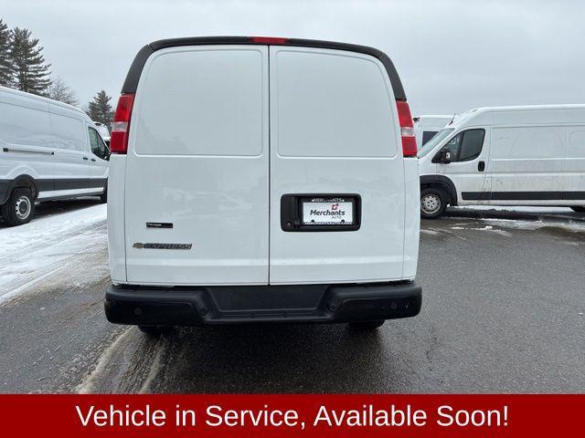 Chevrolet Express 2023