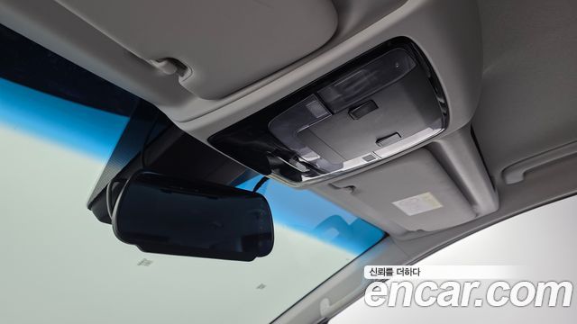Hyundai Staria 2021