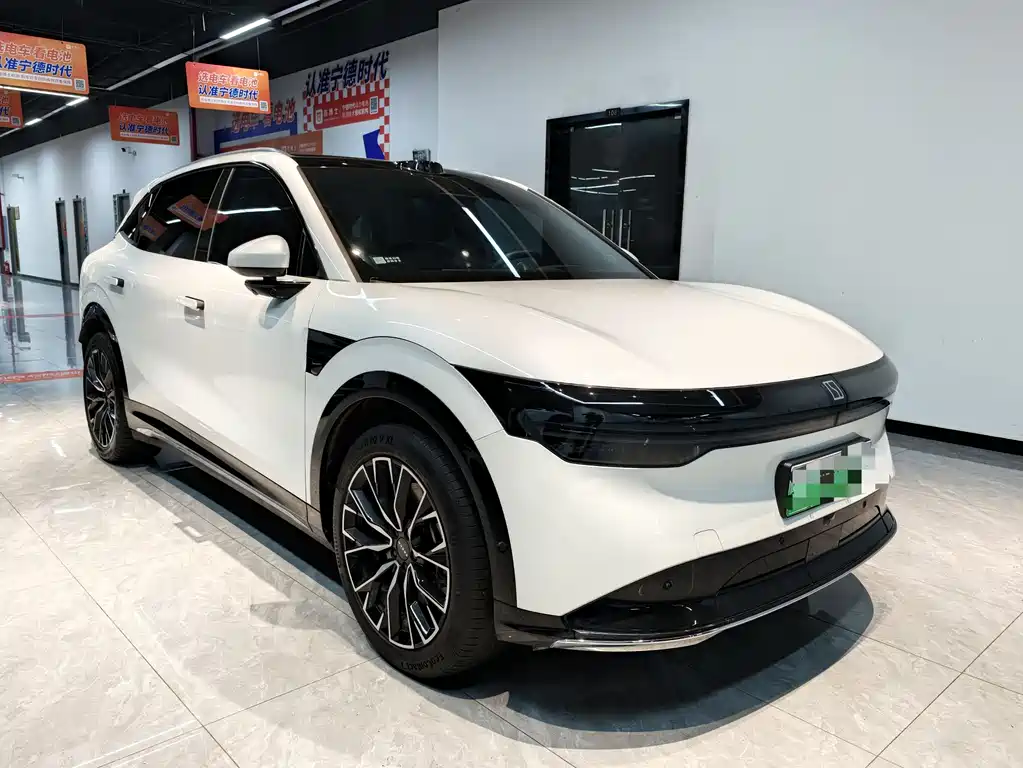 Zeekr 7X 2024