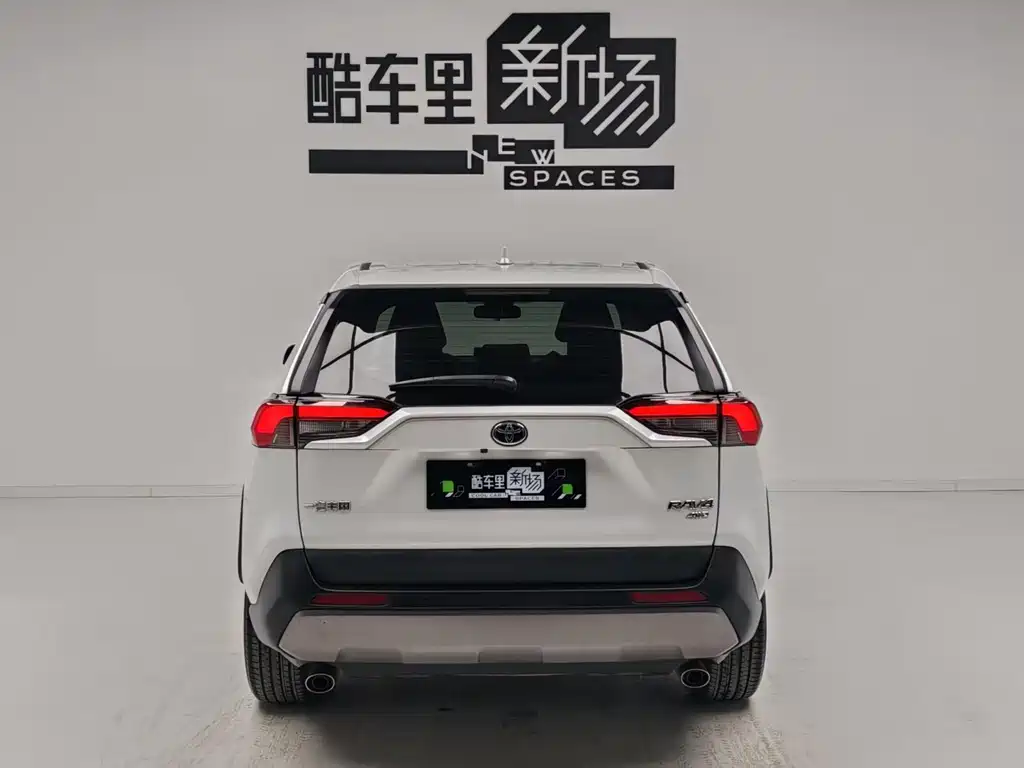 Toyota RAV4 2024
