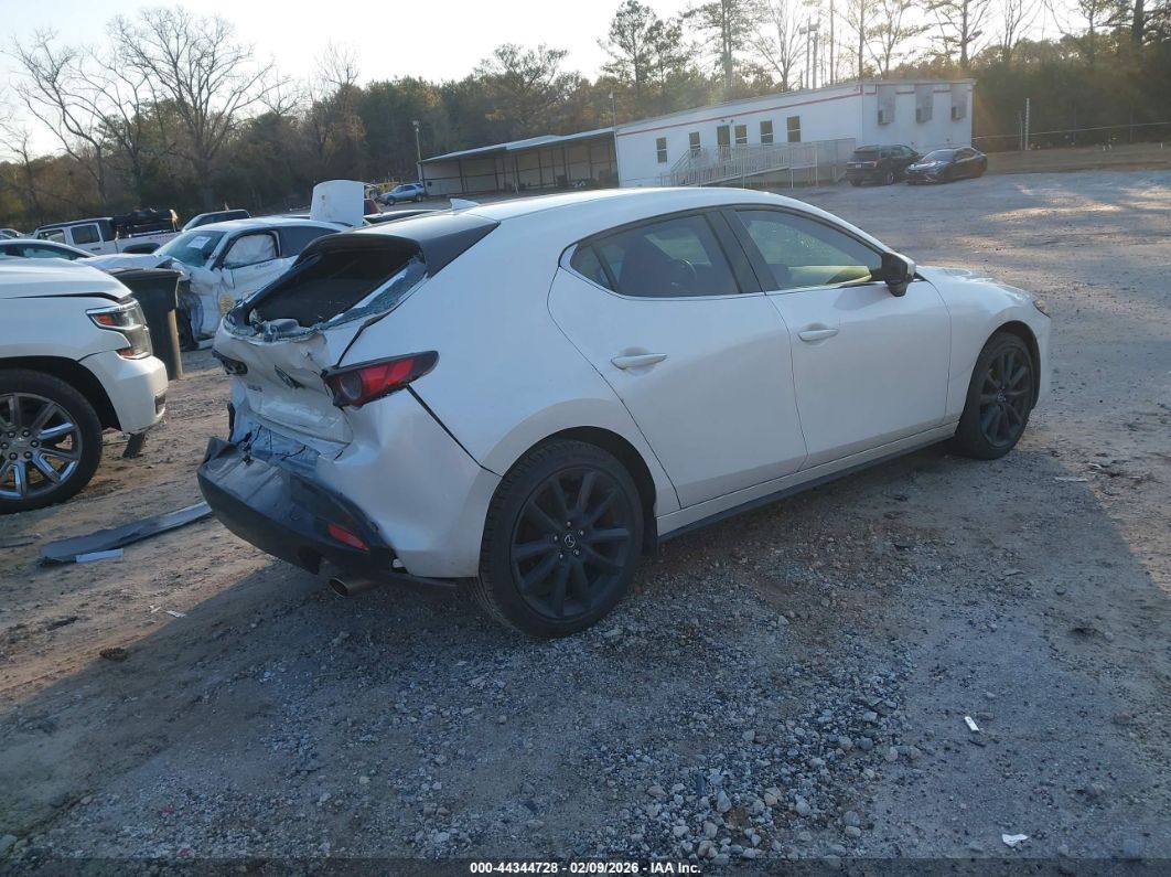 Mazda 3 2021