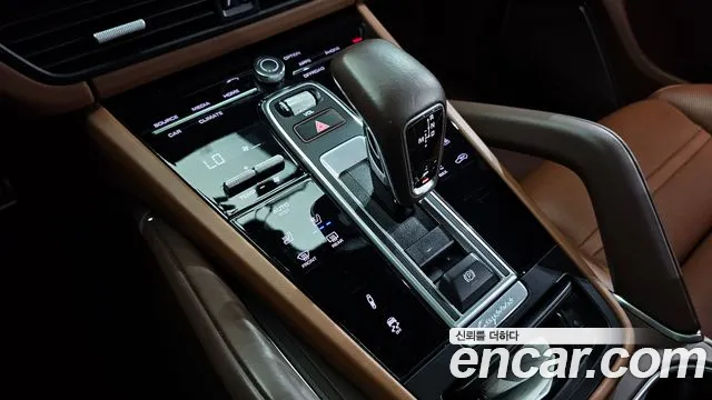 Porsche Cayenne 2020