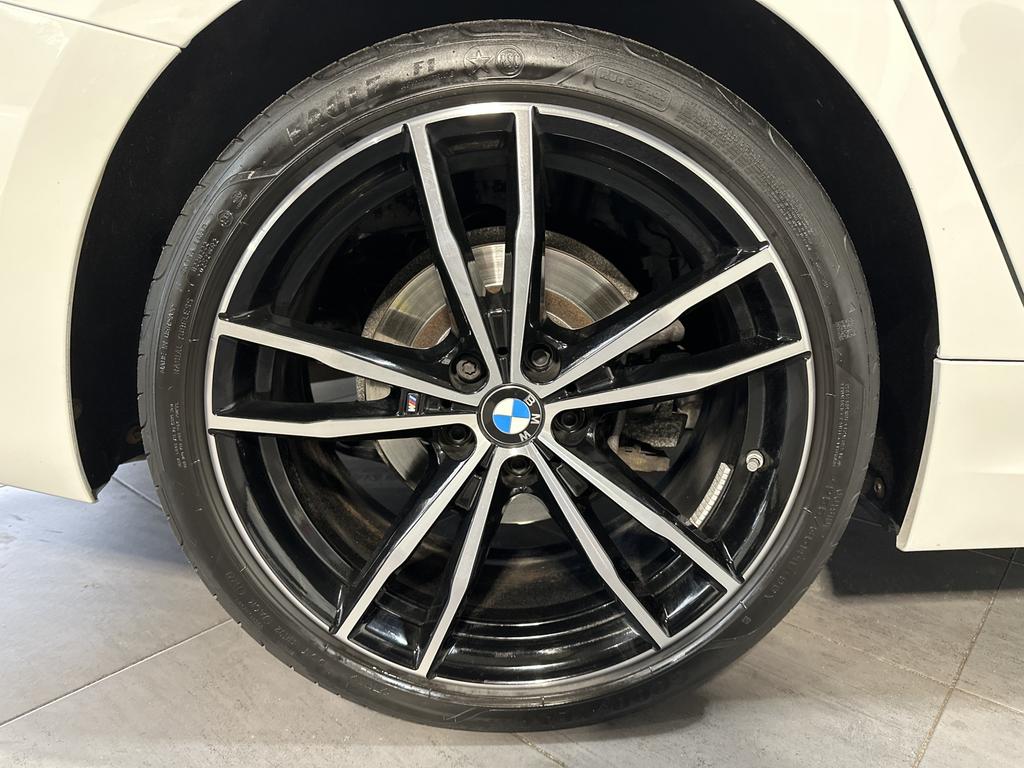 BMW 320 2022