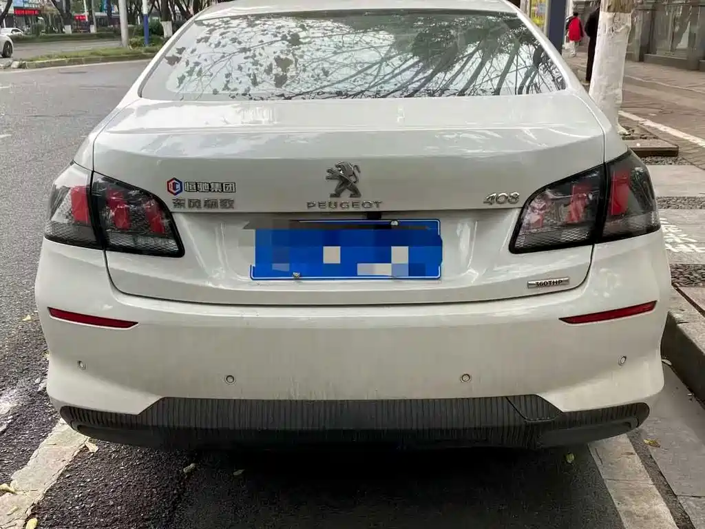 Peugeot 408 2022