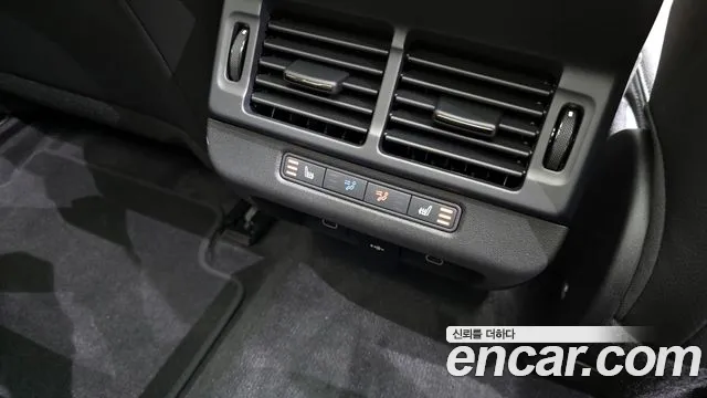 Land Rover Range Rover Evoque 2025