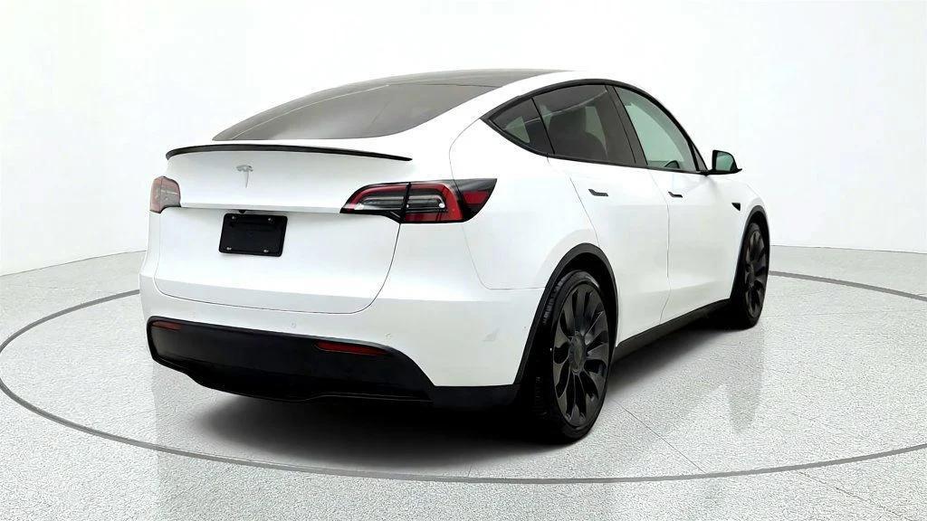 Tesla Model Y 2022