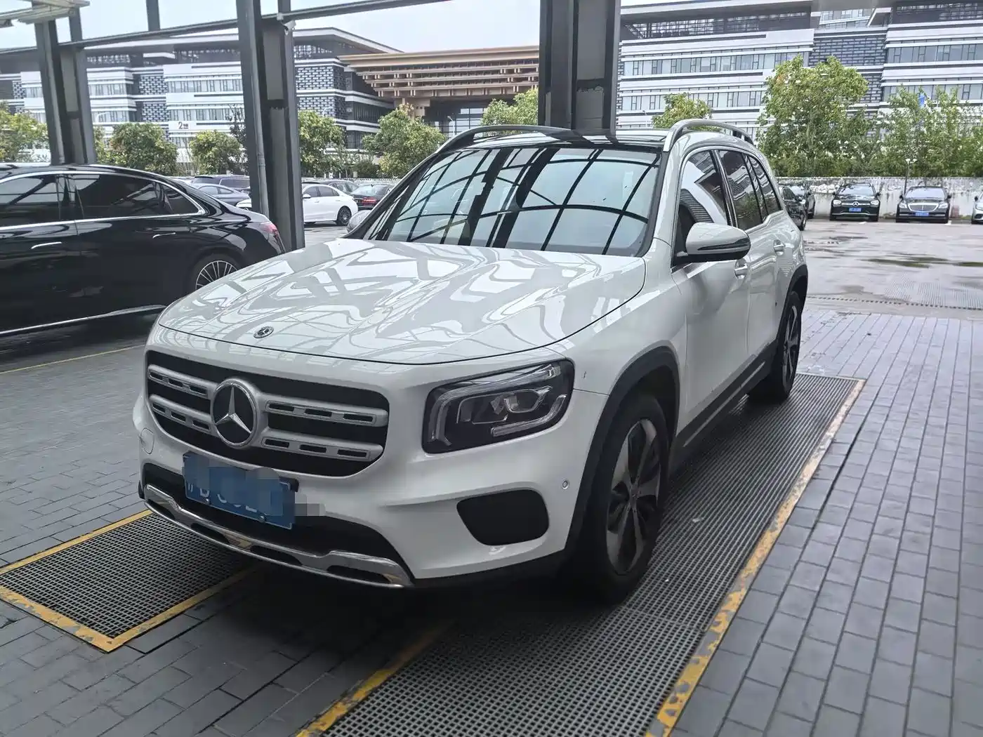Mercedes-Benz GLB 2022