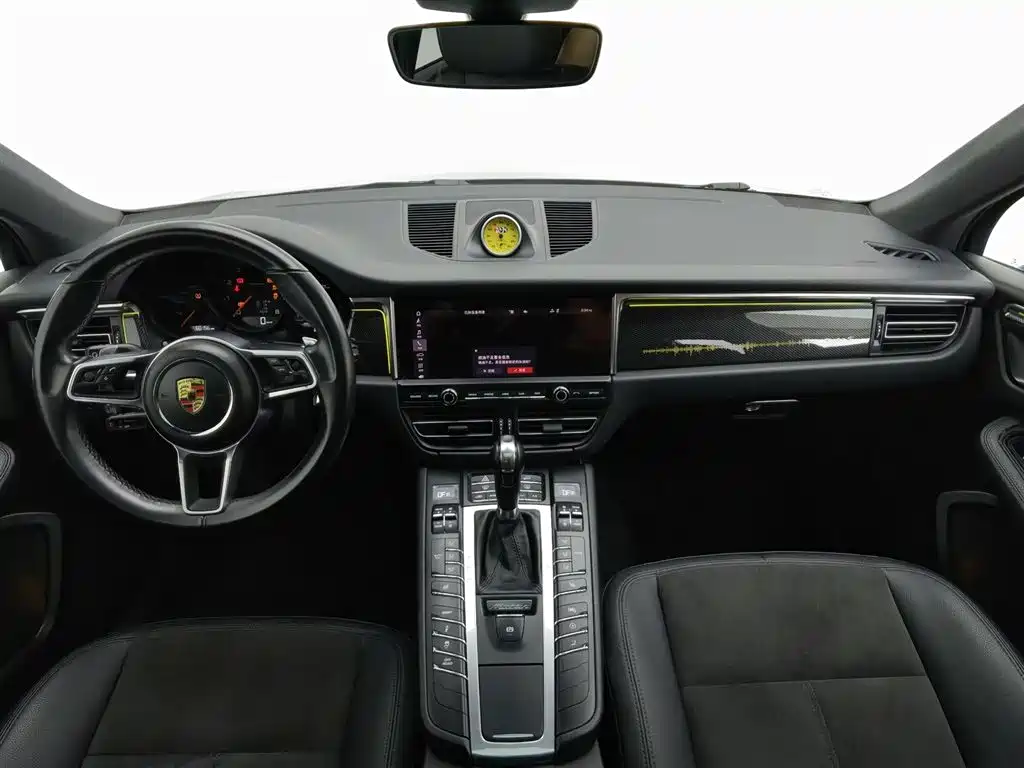 Porsche Macan 2020