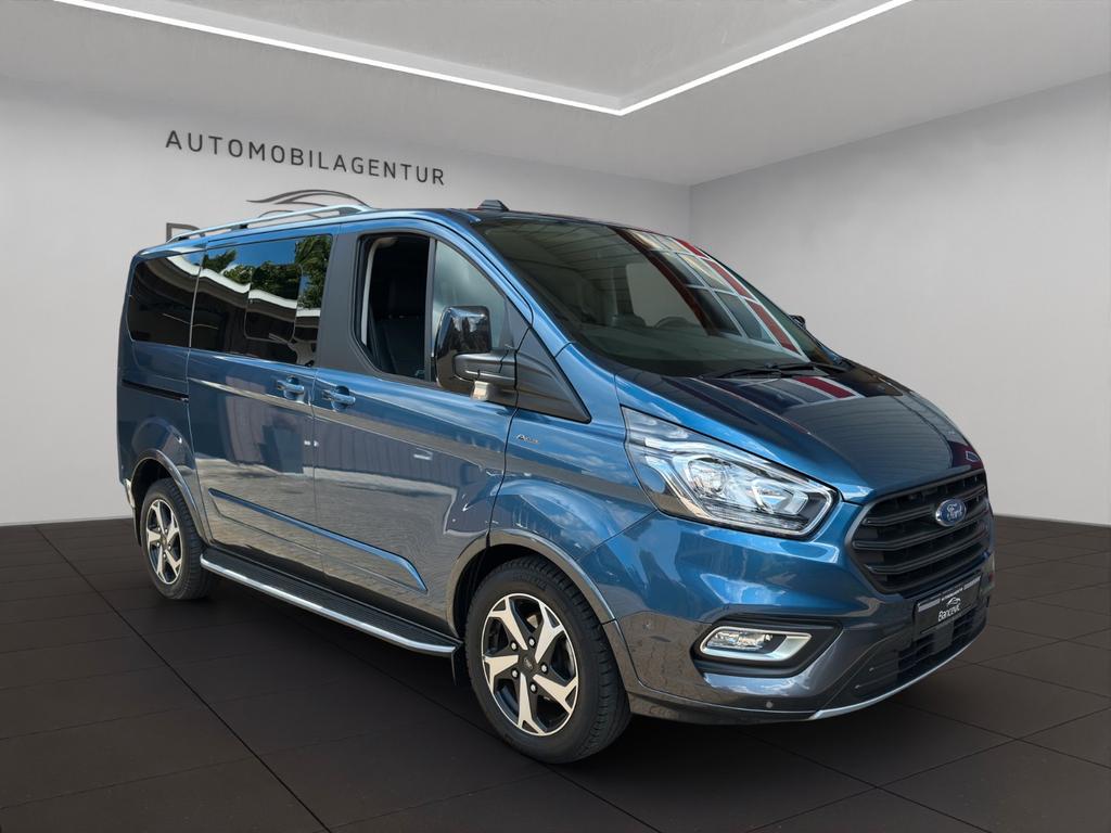 Ford Tourneo Custom 2023