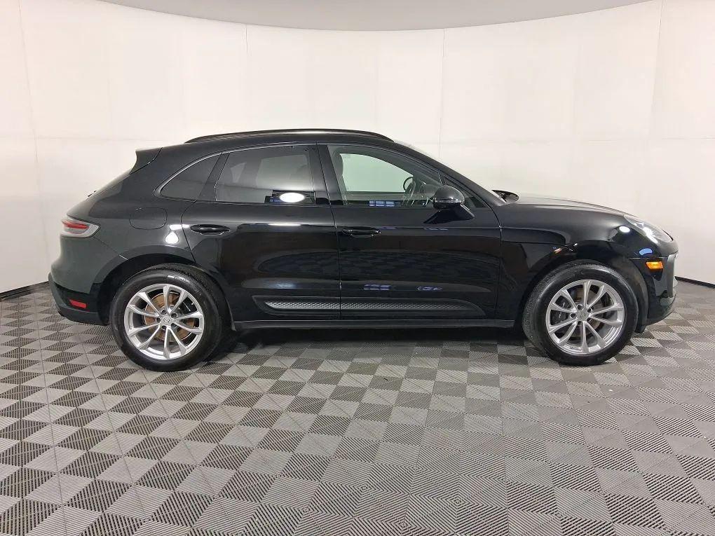 Porsche Macan 2024