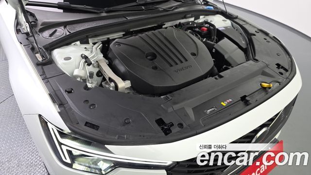 Volvo S90 2025