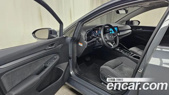 Volkswagen Golf 2024
