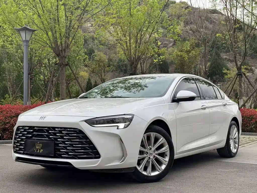 Buick Regal 2024