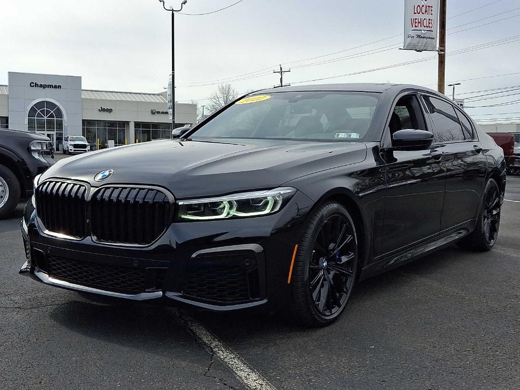 BMW 750 2022