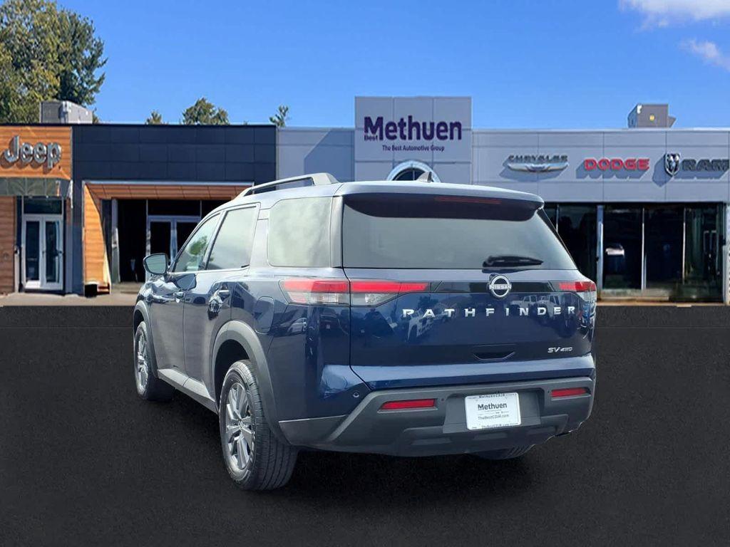 Nissan Pathfinder 2024