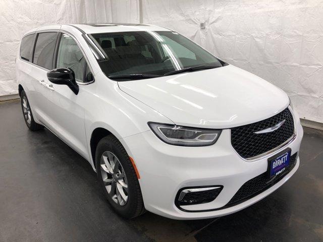 Chrysler Pacifica 2024