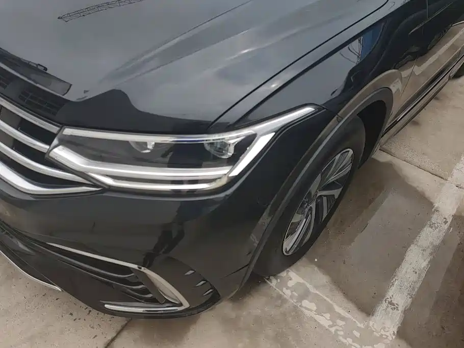 Volkswagen Tiguan 2025