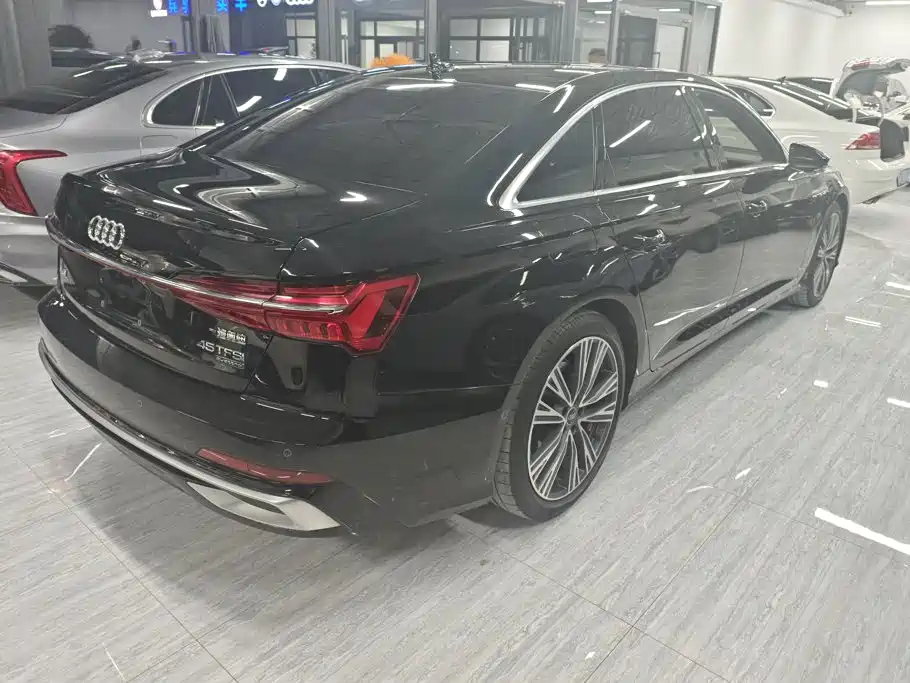 Audi A6 2024