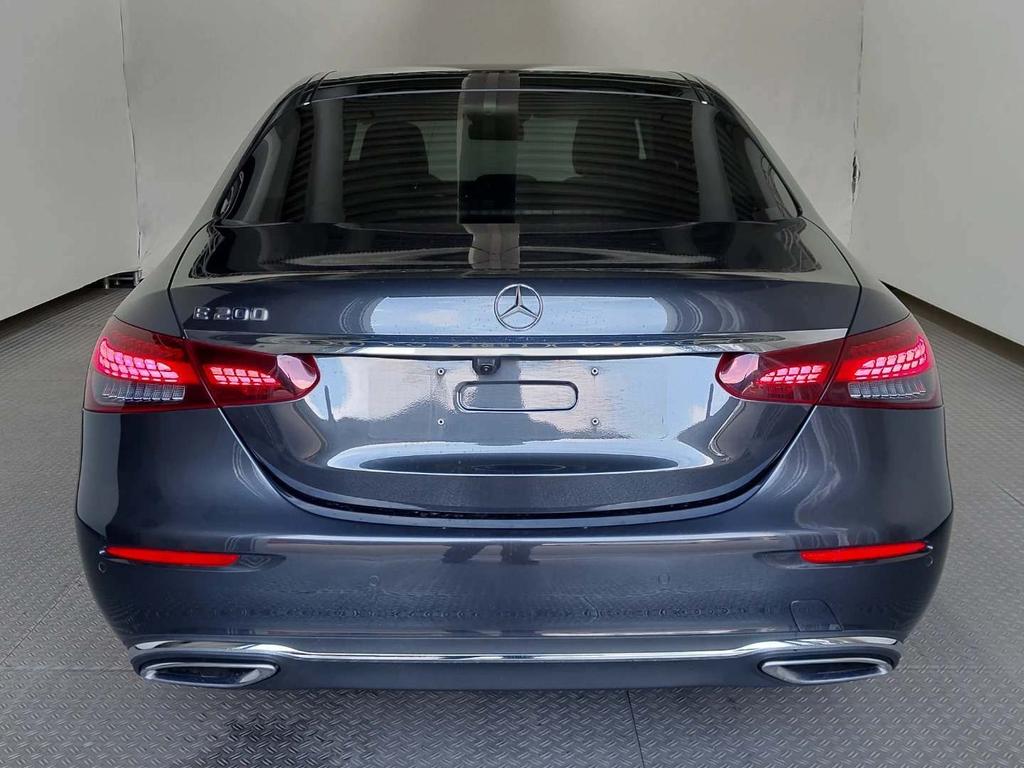 Mercedes-Benz E 200 2022