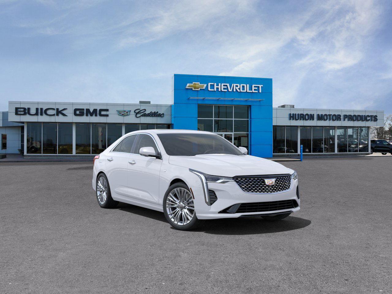 Cadillac CT4 2025