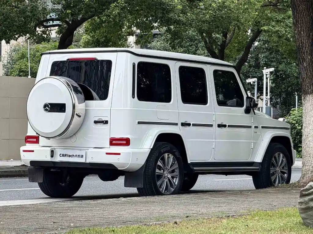 Mercedes-Benz G-Класс 2023