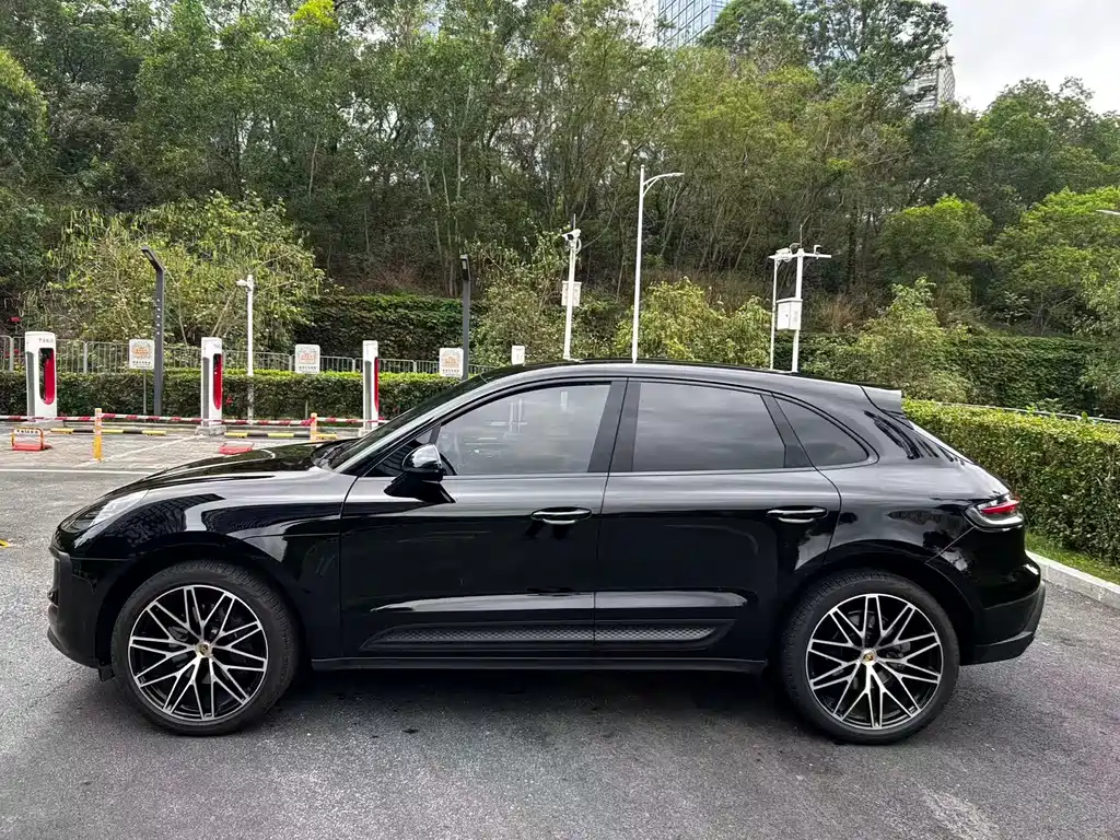 Porsche Macan 2024