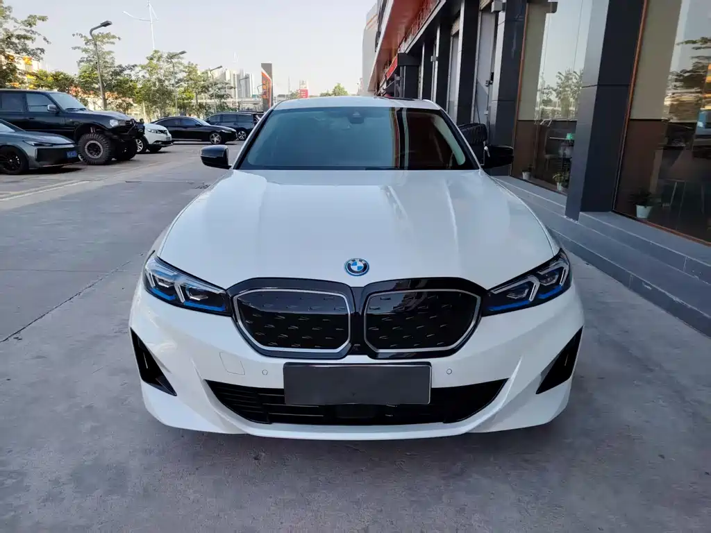 BMW i3 2024