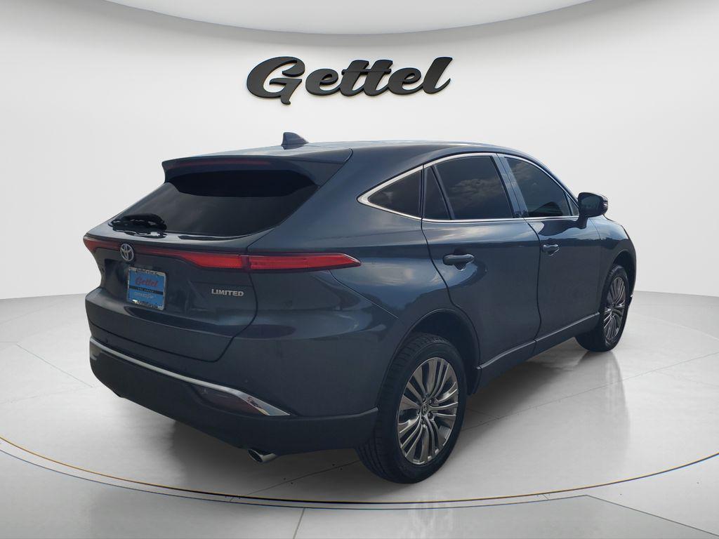 Toyota Venza 2024