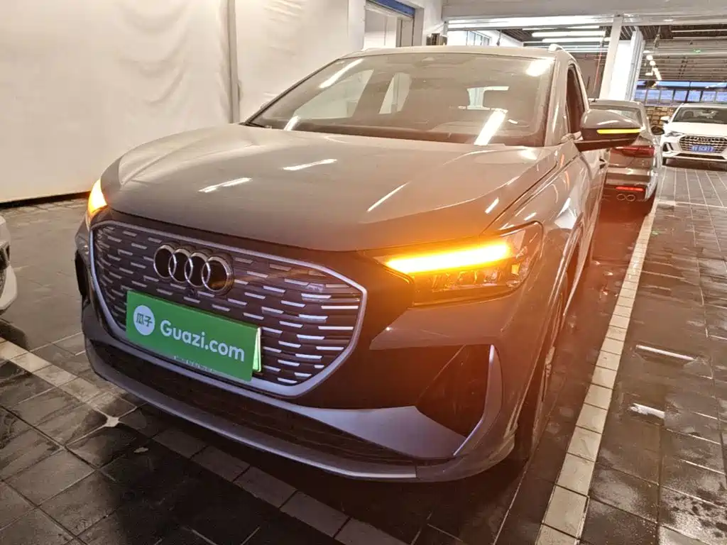 Audi Q4 e-tron 2025