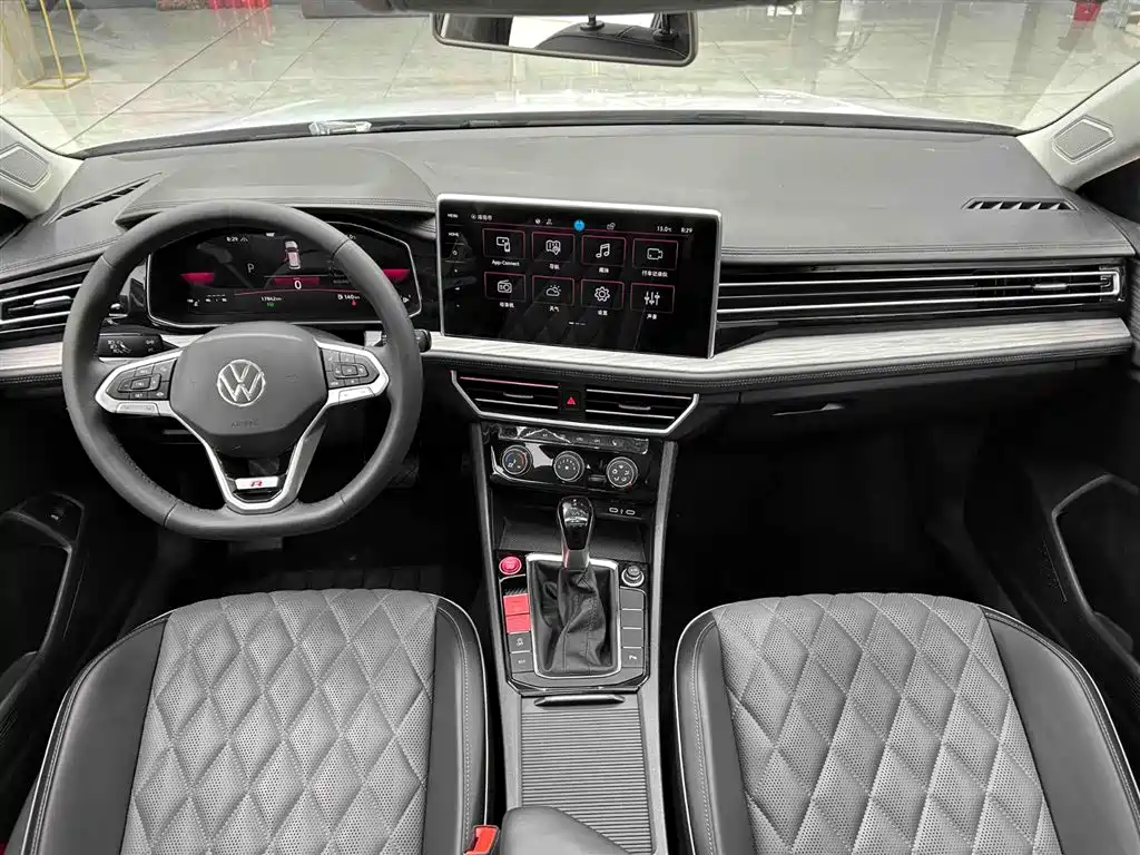 Volkswagen Jetta 2023