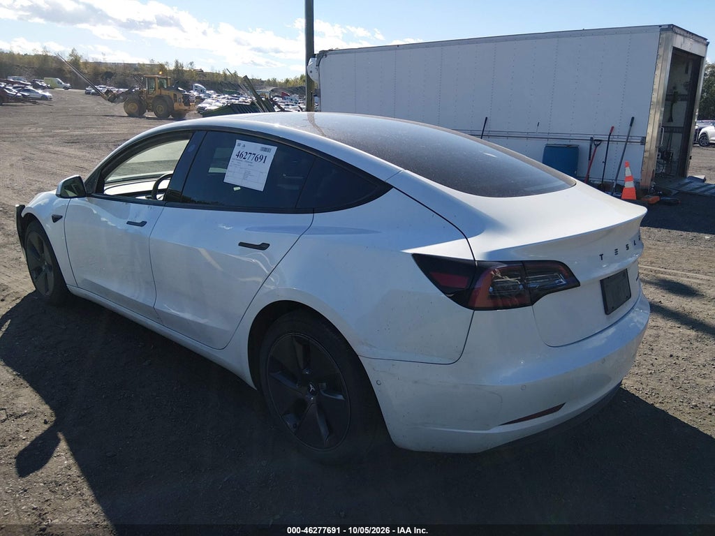 Tesla Model 3 2022