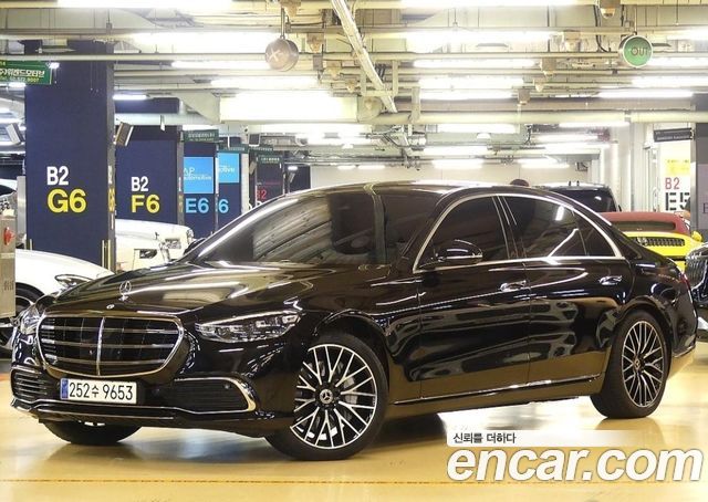 Mercedes-Benz S-Класс 2024