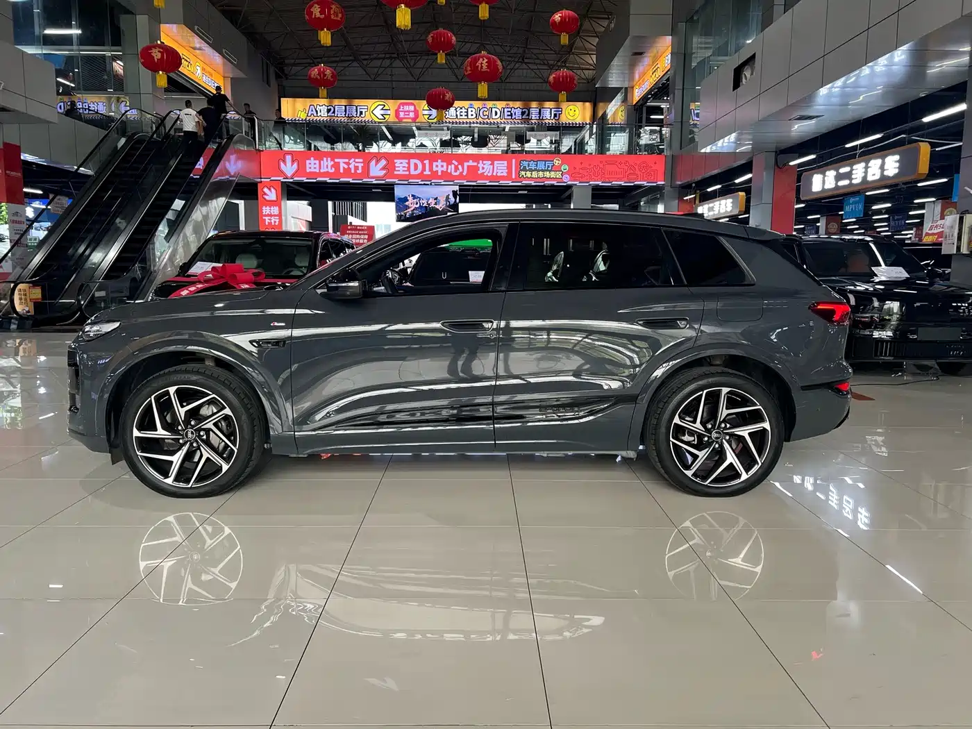 Audi e-tron 2025
