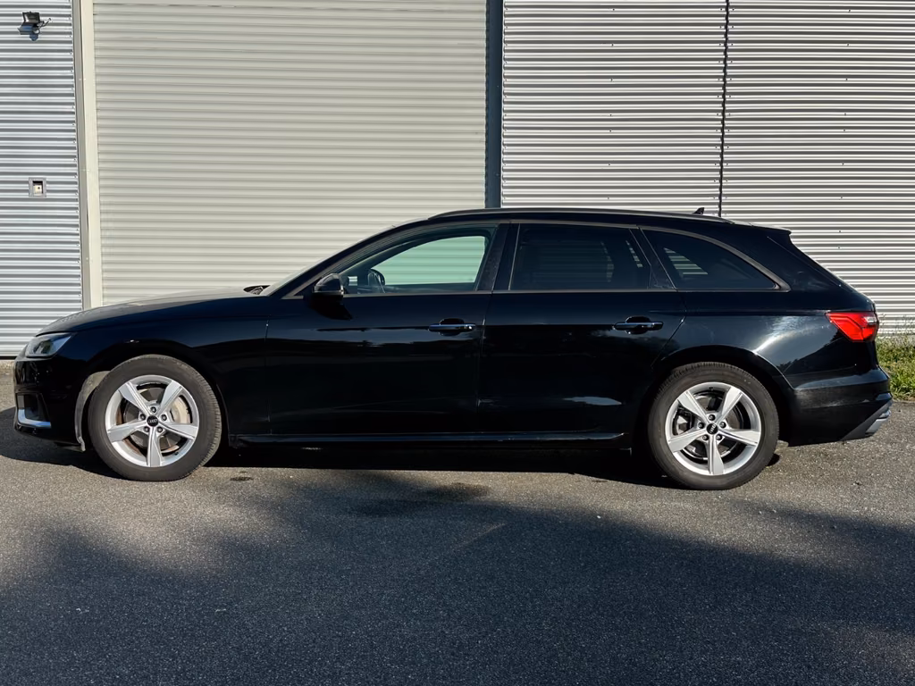 Audi A4 2022