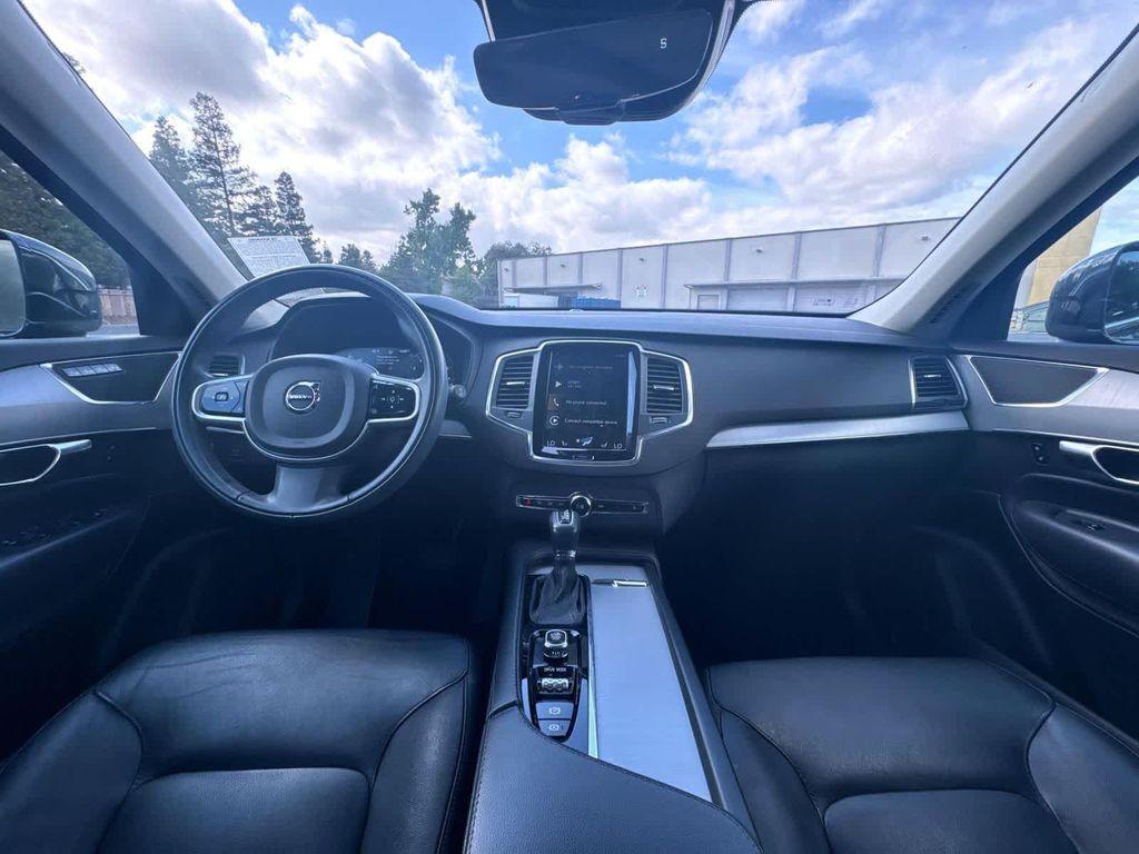 Volvo XC90 2021