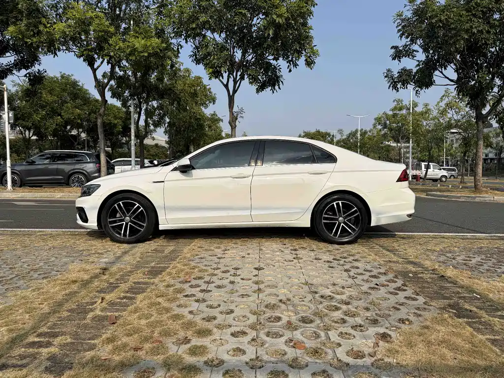 Volkswagen Lamando 2022