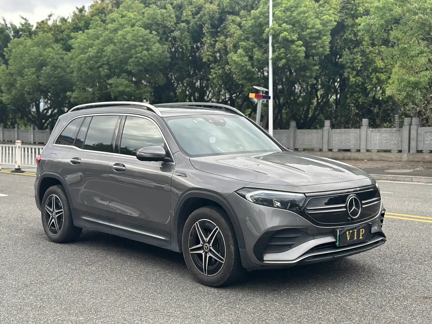 Mercedes-Benz EQB 2022