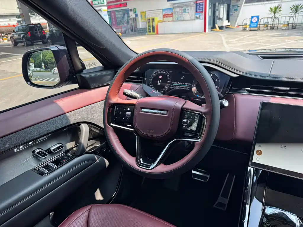 Land Rover Range Rover Sport 2024