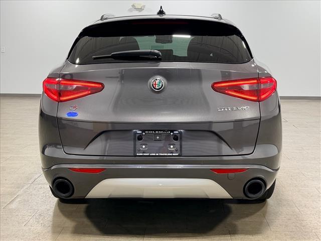 Alfa Romeo Stelvio 2022