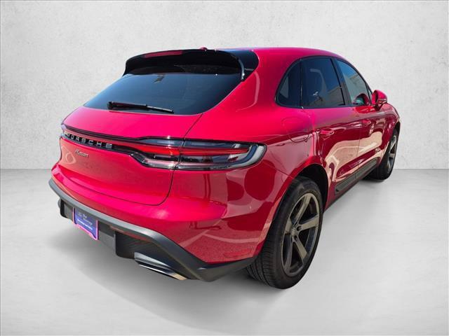 Porsche Macan 2025