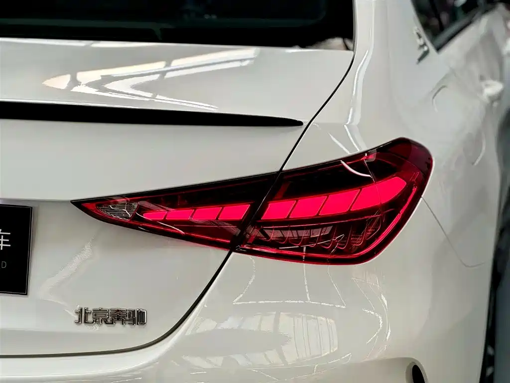 Mercedes-Benz C-Класс 2024