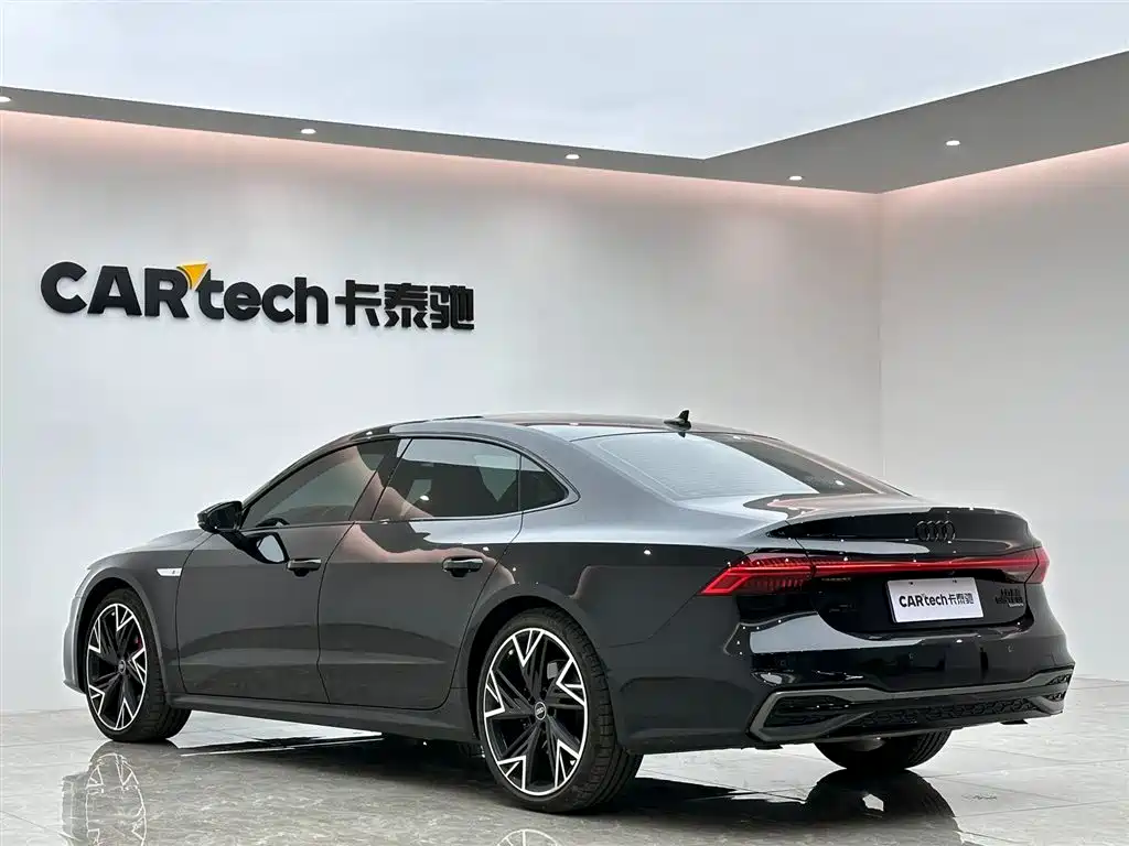 Audi A7 2024