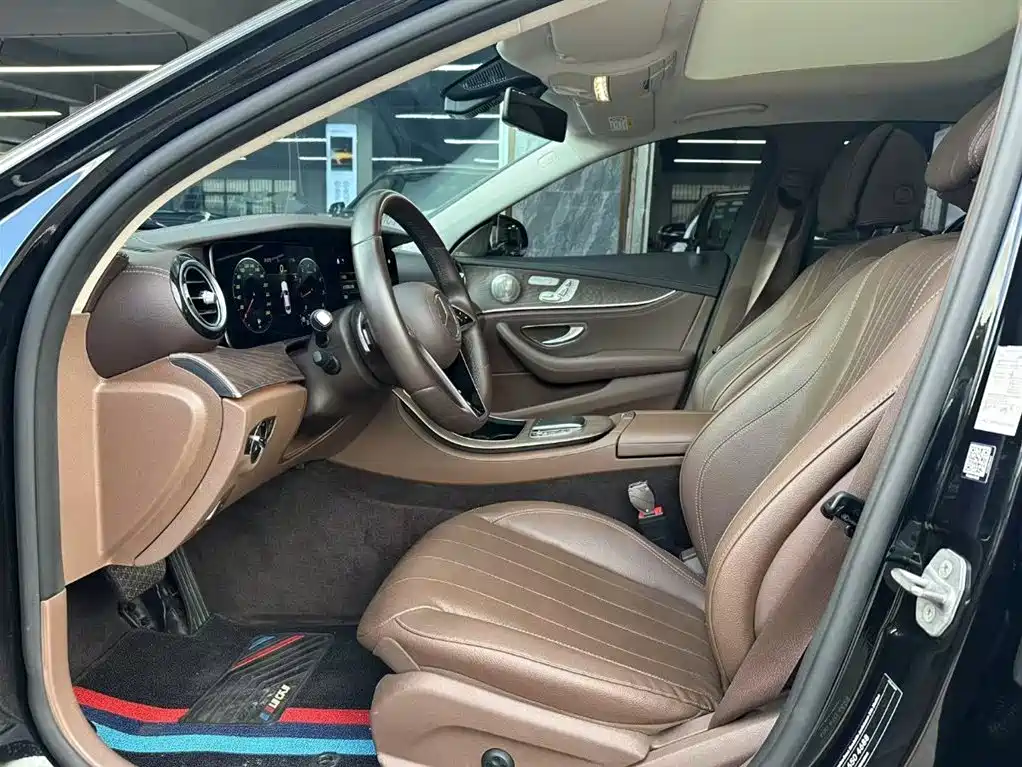 Mercedes-Benz E-Класс 2021