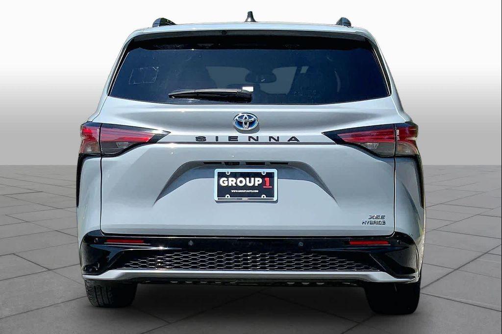 Toyota Sienna 2023