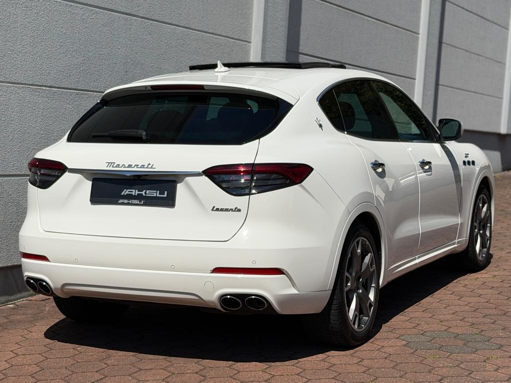 Maserati Levante 2021