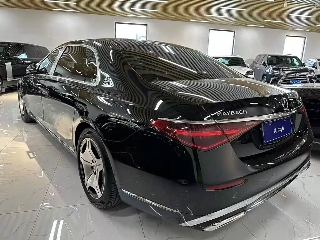 Mercedes-Benz Maybach S-Класс 2023