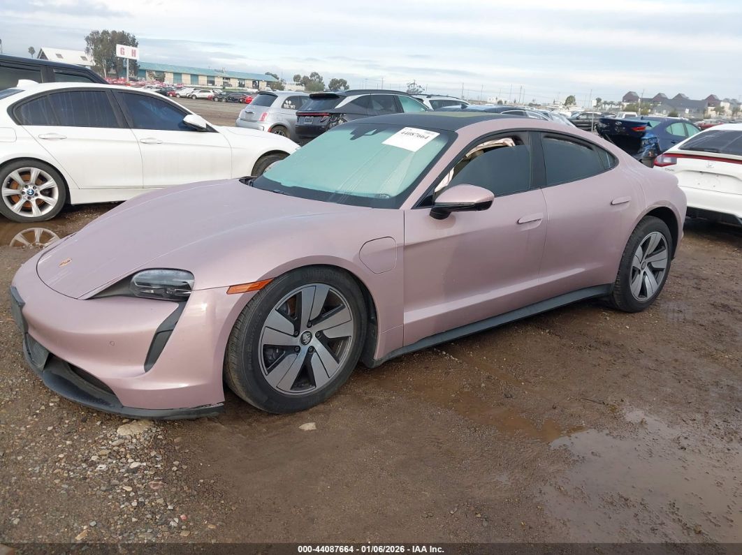 Porsche Taycan 2023