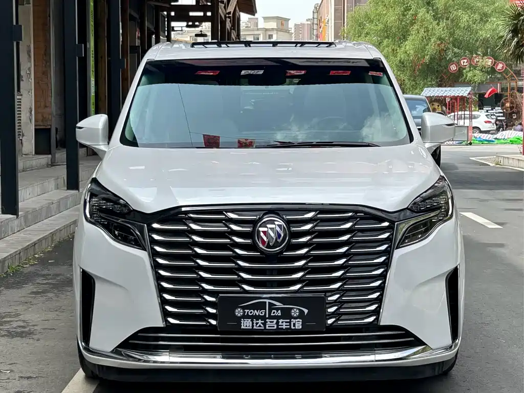 Buick GL8 2023